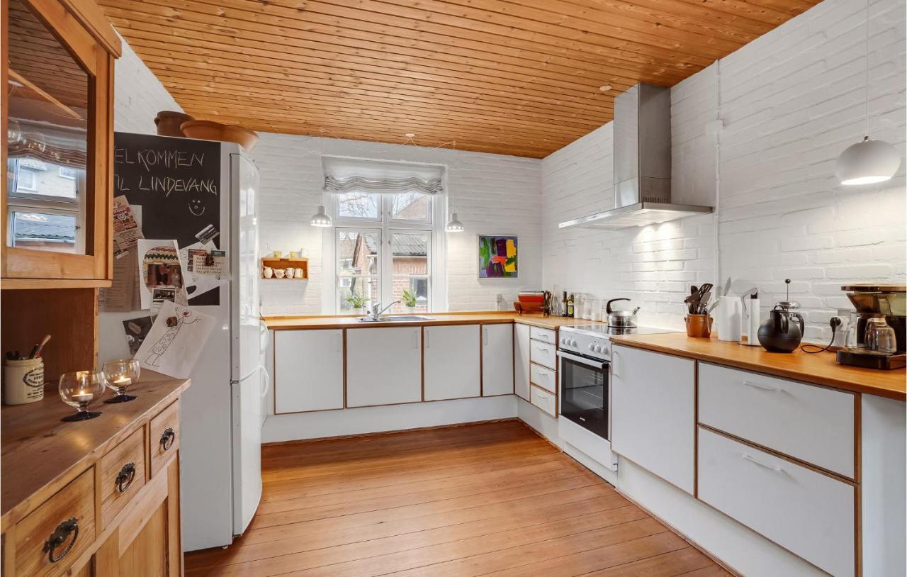 Lovely Home In Sonderborg With Kitchen Bagian luar foto
