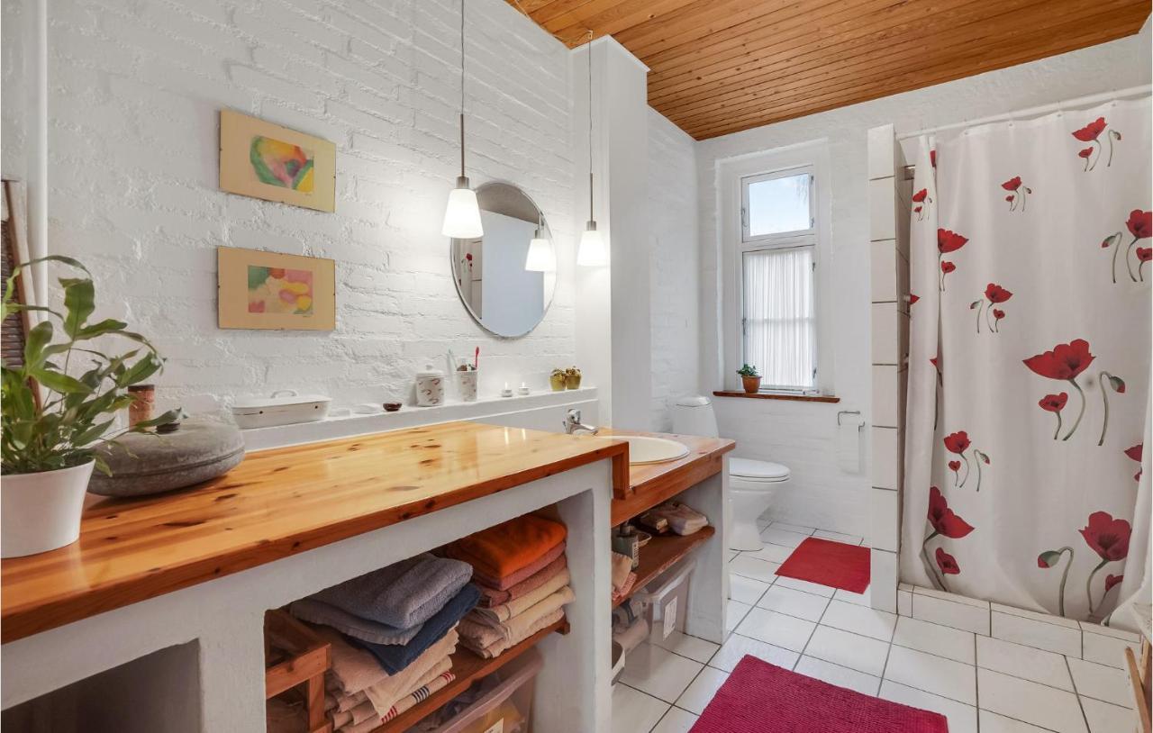 Lovely Home In Sonderborg With Kitchen Bagian luar foto