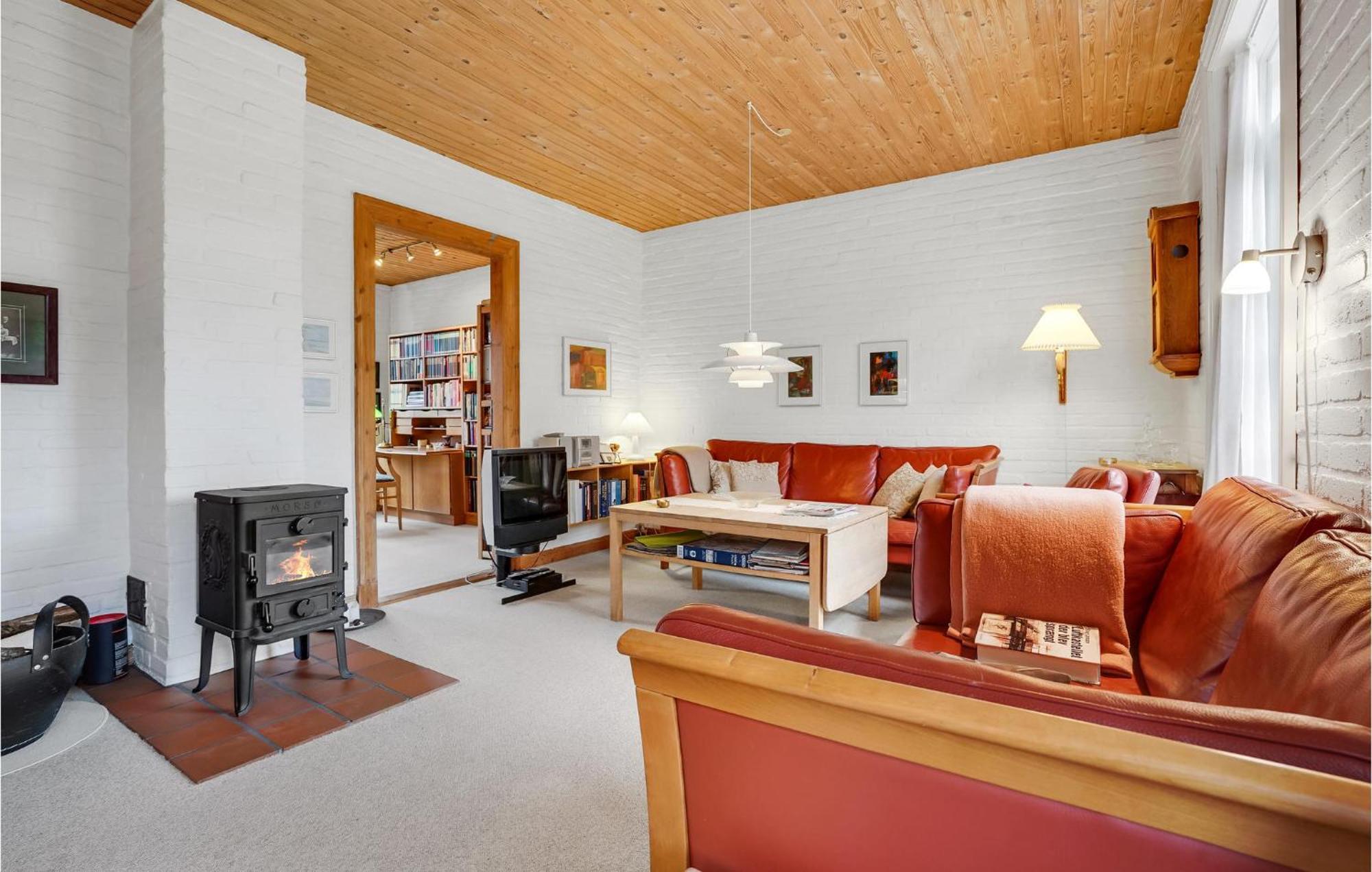 Lovely Home In Sonderborg With Kitchen Bagian luar foto